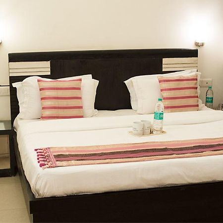 غورغاون Aura Suites المظهر الخارجي الصورة