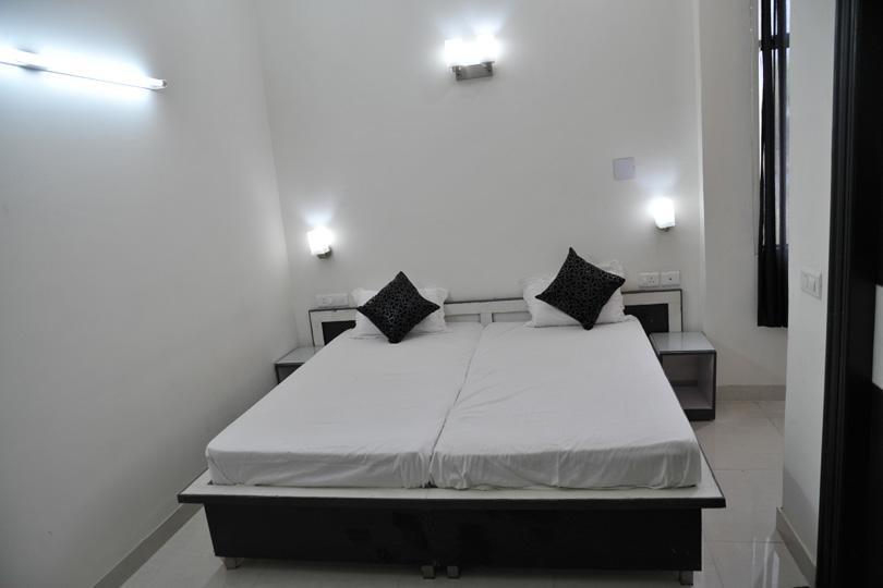 غورغاون Aura Suites المظهر الخارجي الصورة
